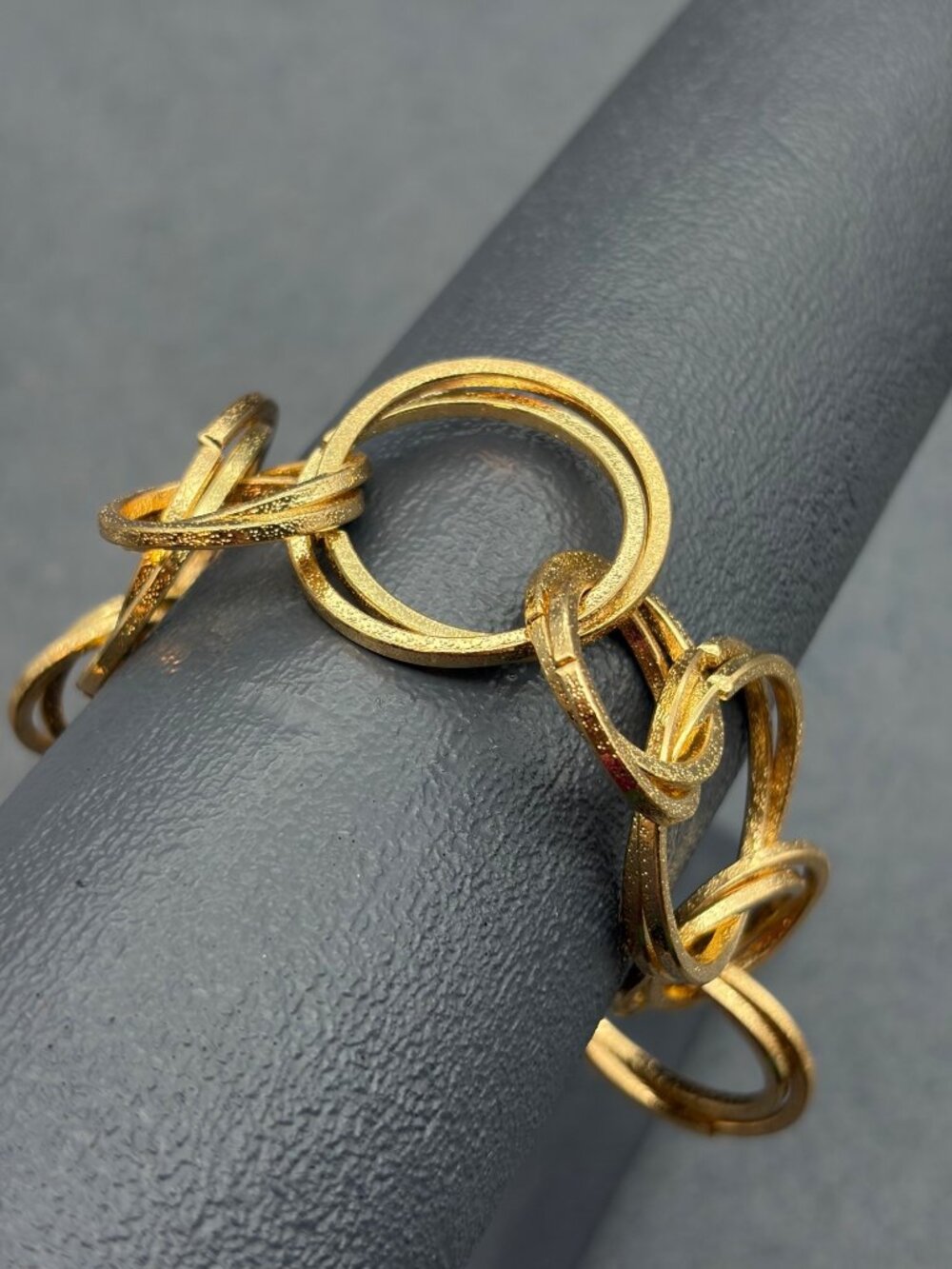 Textured Circle Link Bracelet 7 In Gold Adjustable Chain Retro Vintage MCM Glam
